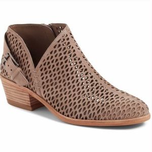 Vince Camuto Phandra Bootie 8.5